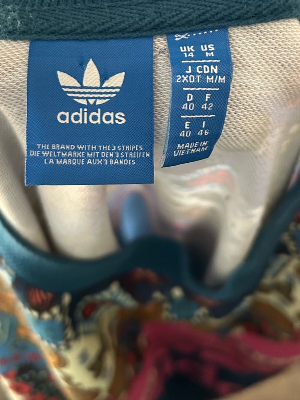 Adidas x FARM Rio Borbomix Butterfly Floral Print Sweatshirt in Multicolor Sz M - Picture 9 of 9
